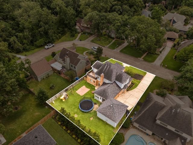 5719 Lone Cedar Drive, Houston, TX 77345