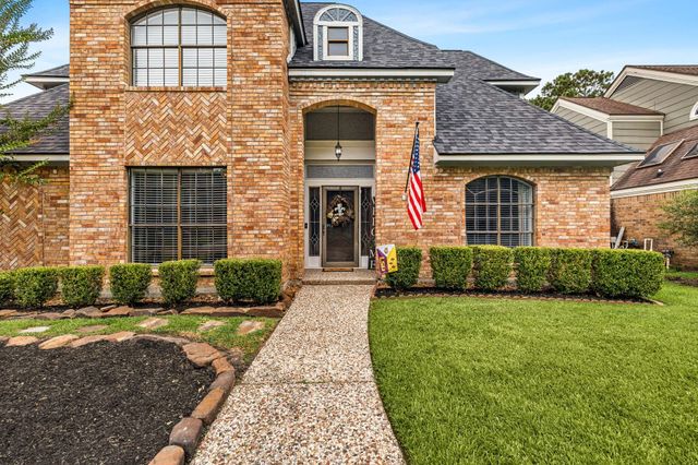 5719 Lone Cedar Drive, Houston, TX 77345