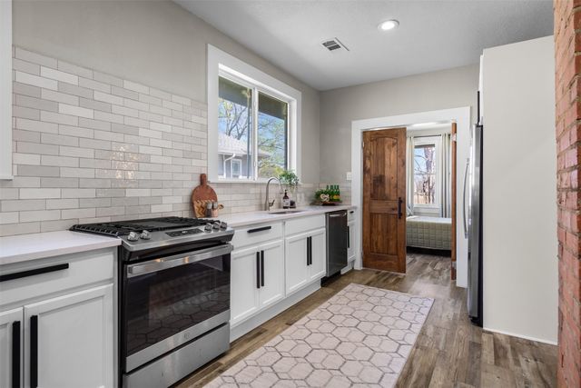 634 Turner Avenue, Dallas, TX 75208