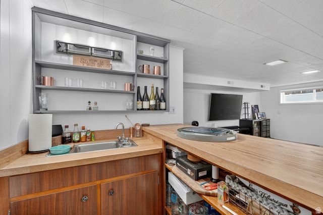 5443 S DUNBARTON DR, Murray, UT 84117