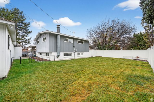 5443 S DUNBARTON DR, Murray, UT 84117