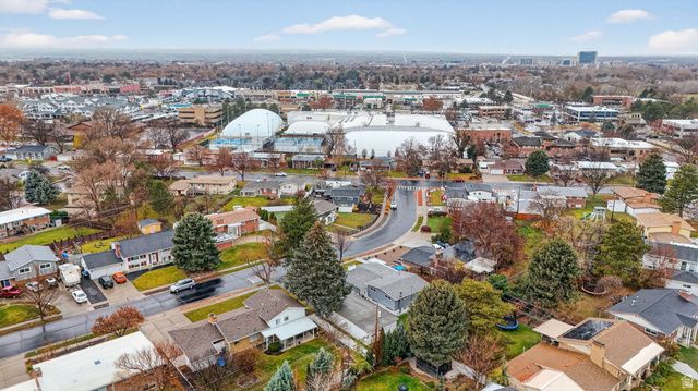 5443 S DUNBARTON DR, Murray, UT 84117