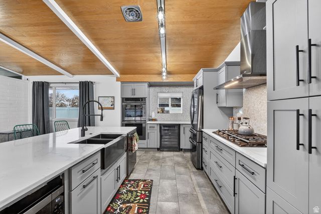 5443 S DUNBARTON DR, Murray, UT 84117