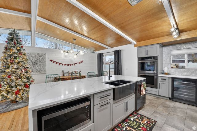 5443 S DUNBARTON DR, Murray, UT 84117