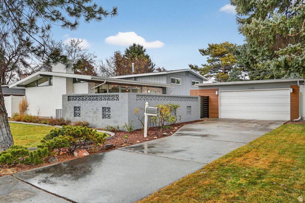 5443 S DUNBARTON DR, Murray, UT 84117