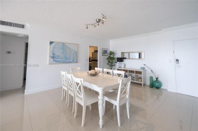5601 Collins Ave 1420, Miami Beach, FL 33140