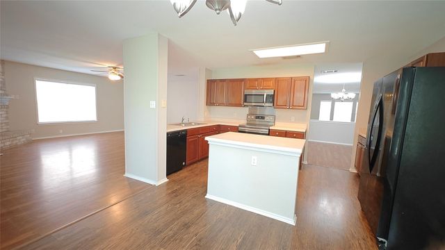 909 Lodosa DR, Cedar Park, TX 78613