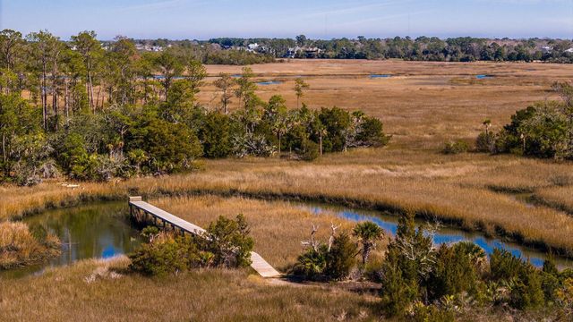 812 Kings Oak Court 2, Charleston, SC 29492