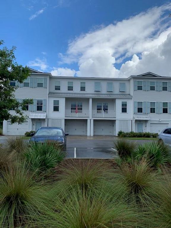 812 Kings Oak Court 2, Charleston, SC 29492