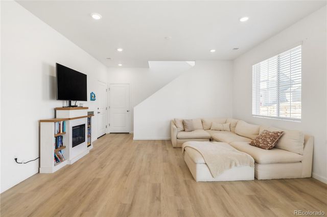 7193 E 126th Avenue, Thornton, CO 80602