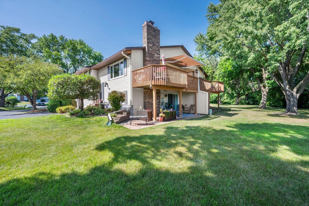 14333 91st Place N, Maple Grove, MN 55369 — photo 2