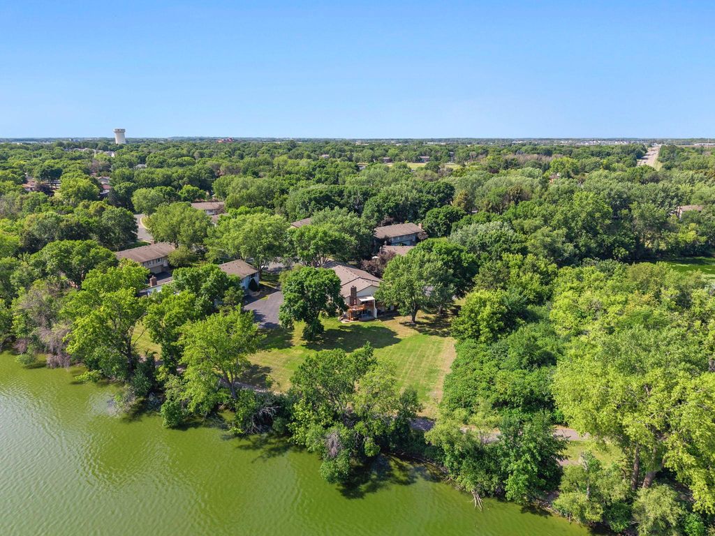 14333 91st Place N, Maple Grove, MN 55369 — photo 4
