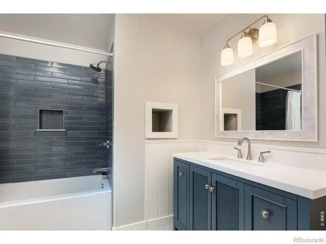 1000 Rock Ridge Lane, Loveland, CO 80537