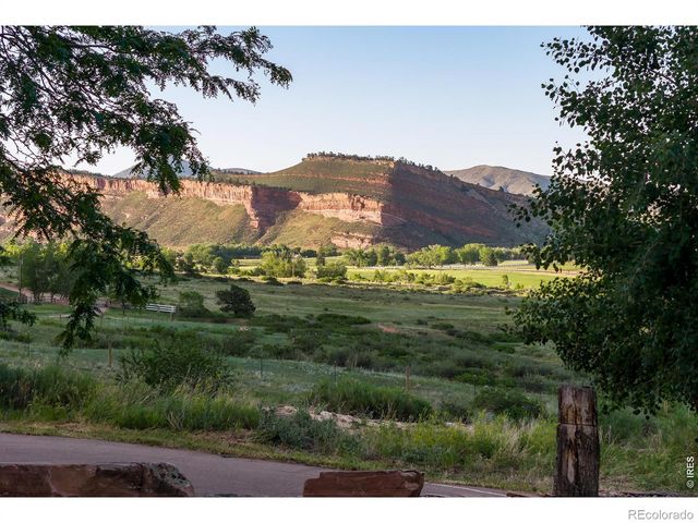 1000 Rock Ridge Lane, Loveland, CO 80537