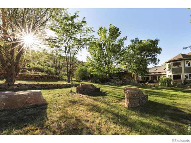 1000 Rock Ridge Lane, Loveland, CO 80537