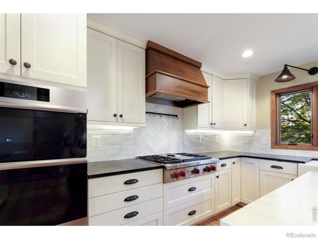 1000 Rock Ridge Lane, Loveland, CO 80537