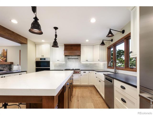 1000 Rock Ridge Lane, Loveland, CO 80537