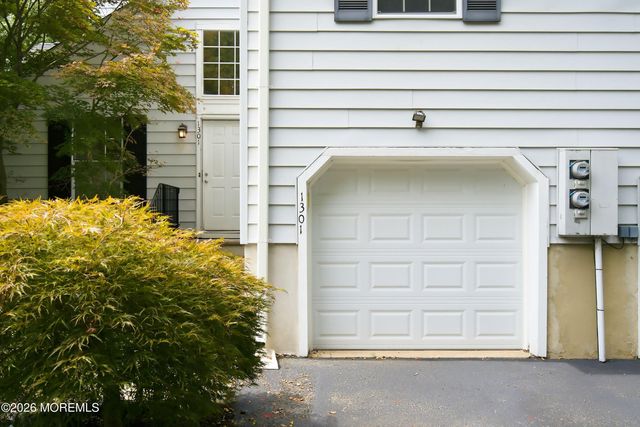 1301 Buckingham Circle, Middletown, NJ 07748