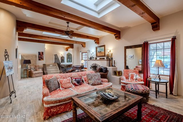 1125 E Seneca Street, Tucson, AZ 85719