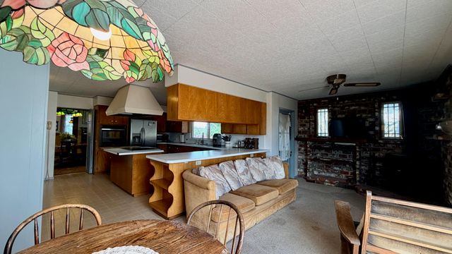 14331 Fargo Avenue, Hanford, CA 93230