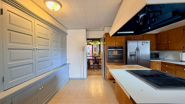 14331 Fargo Avenue, Hanford, CA 93230