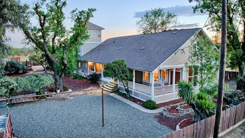 14331 Fargo Avenue, Hanford, CA 93230