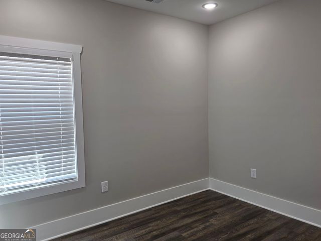 147 Dripping Rock Trail, Acworth, GA 30101