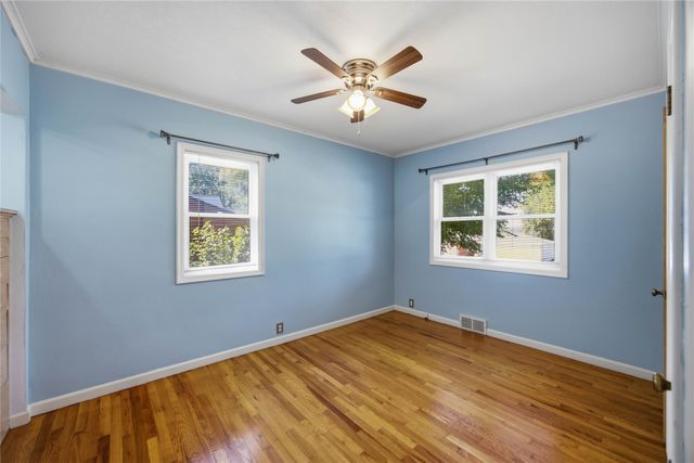 1211 68th Street, Windsor Heights, IA 50324