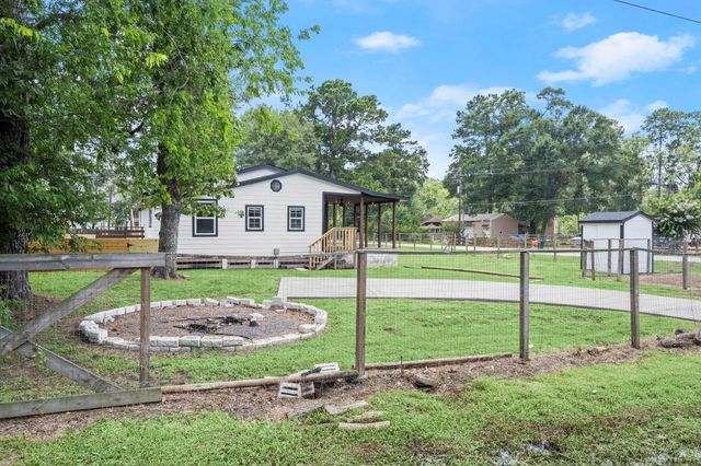 19101 Oak Canyon Drive, Conroe, TX 77385