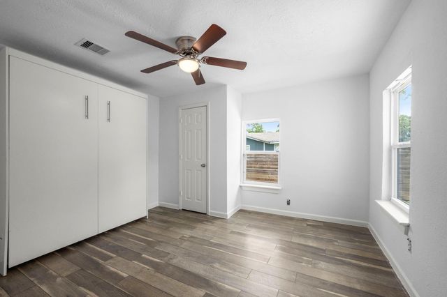 19101 Oak Canyon Drive, Conroe, TX 77385