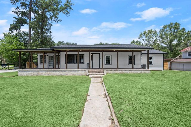 19101 Oak Canyon Drive, Conroe, TX 77385