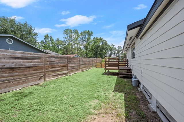 19101 Oak Canyon Drive, Conroe, TX 77385