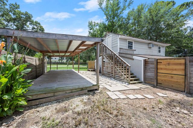 19101 Oak Canyon Drive, Conroe, TX 77385