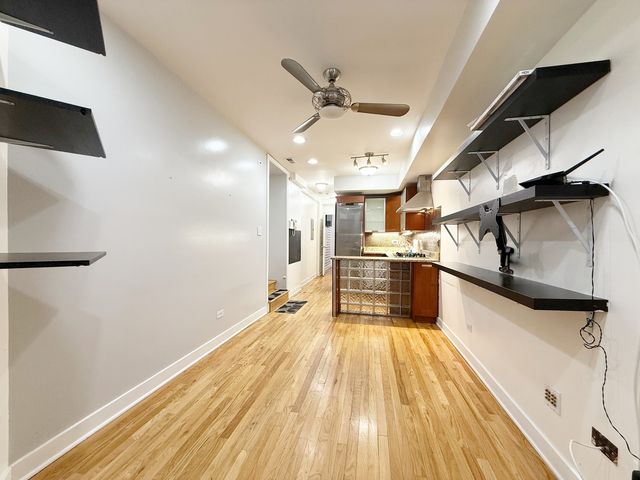 3918 N Kedvale Avenue G, Chicago, IL 60641