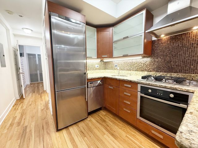 3918 N Kedvale Avenue G, Chicago, IL 60641