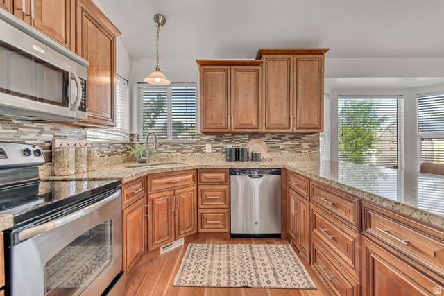 5740 S TROWBRIDGE WAY, Salt Lake City, UT 84118