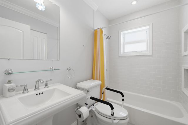 217 Piedmont E, Delray Beach, FL 33484