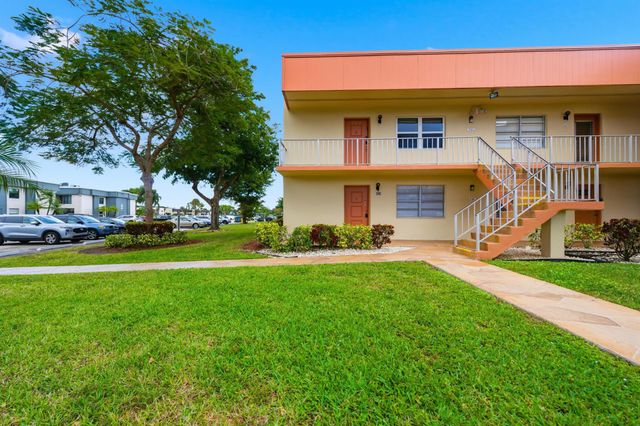 217 Piedmont E, Delray Beach, FL 33484