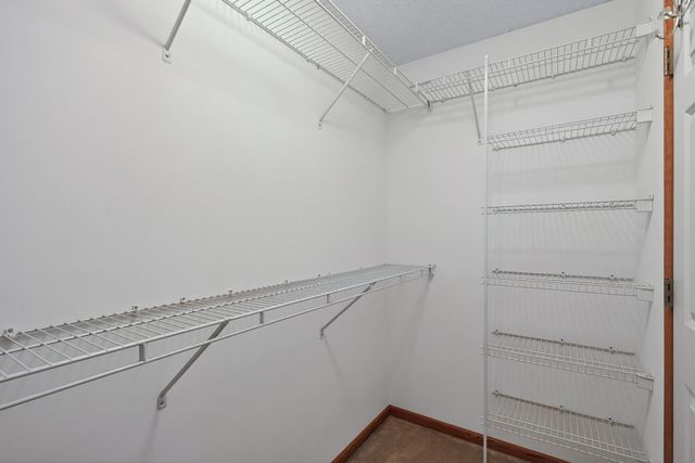 5070 Holly Lane N 6, Plymouth, MN 55446