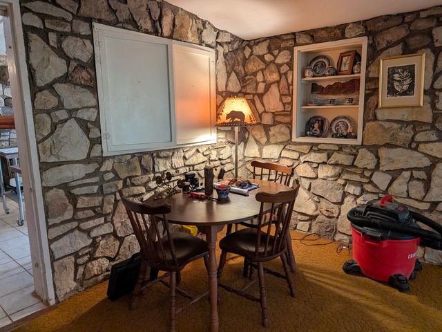 227 Cedar Point Road, Forsyth, MO 65653