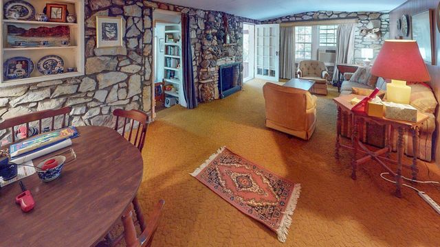 227 Cedar Point Road, Forsyth, MO 65653