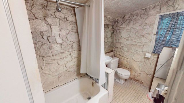 227 Cedar Point Road, Forsyth, MO 65653