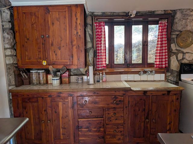 227 Cedar Point Road, Forsyth, MO 65653