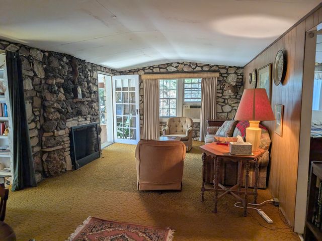 227 Cedar Point Road, Forsyth, MO 65653