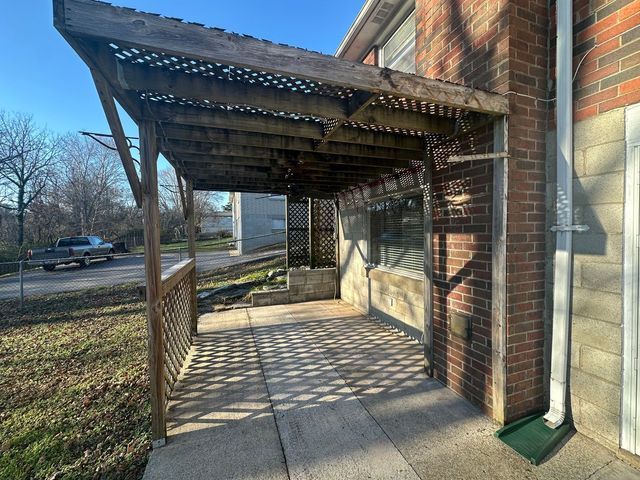 328 Jacksonian Dr, Hermitage, TN 37076