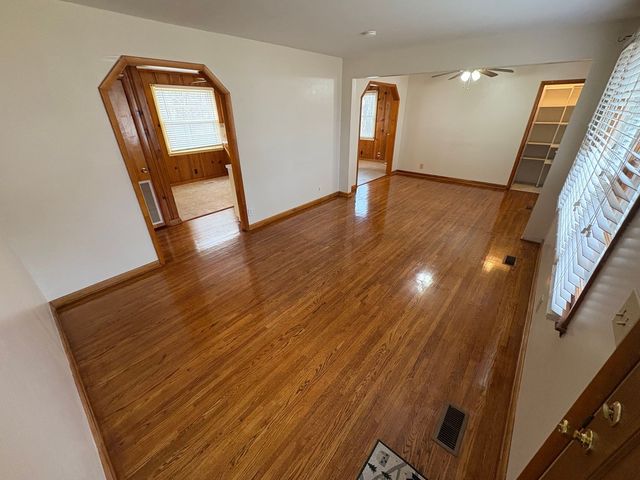 328 Jacksonian Dr, Hermitage, TN 37076