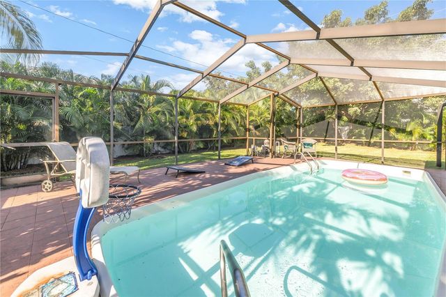 610 CORDOVA BOULEVARD NE, St Petersburg, FL 33704