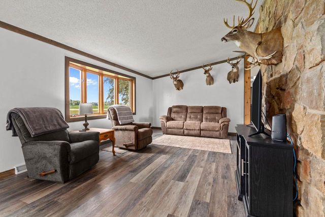 N3964 HAMPLE ROAD, Black Creek, WI 54106