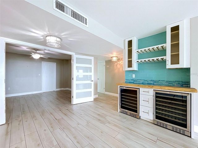 5200 BRITTANY DRIVE S 1502, St Petersburg, FL 33715