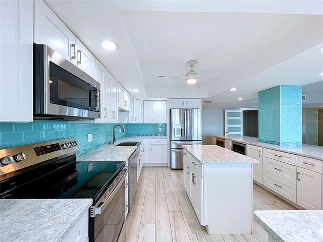 5200 BRITTANY DRIVE S 1502, St Petersburg, FL 33715
